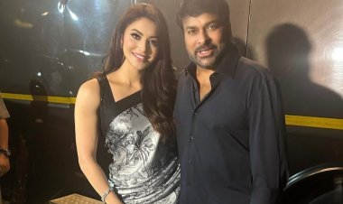 Chiranjeevi happily flirts with Urvashi Rautela at the Press meet of Waltair Veerayya in the mega 350cr film starring Ravi Teja