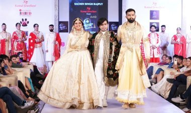 RJ Devanggana Shines as Show Stopper at Dehradun Fashion Week & Lifestyle Show 2023