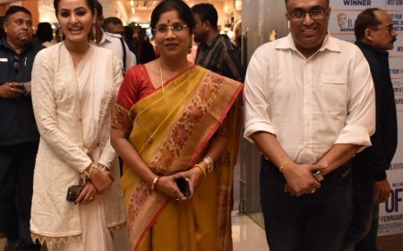 Trailer Launch of upcoming Tollywood Movie Sada Ronger Prithibi